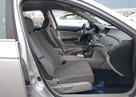 2011 Honda Accord Lx z USA, uszkodzony, nr VIN 1HGCP2F38BA069846